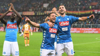 Късен автогол отново приближи 