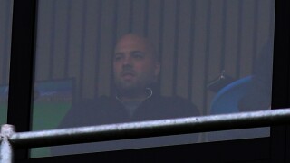 Спас Русев и Ники Михайлов гледат заедно контрола на 