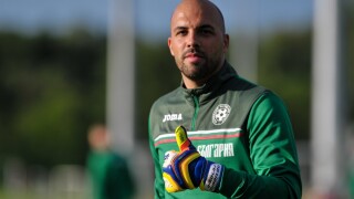 Ники Михайлов мина прегледи, скоро подписва с 