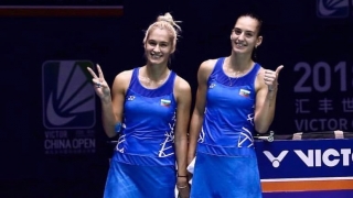 Сестри Стоеви триумфираха в Глазгоу без да загубят гейм (ВИДЕО)