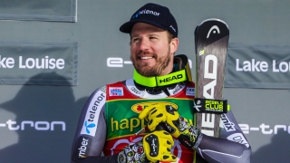 Шетил Янсруд отвя всички в първия супергигантски слалом за сезона