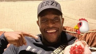 Уелбек получи пуйка от Евра за рождения си ден (СНИМКИ)