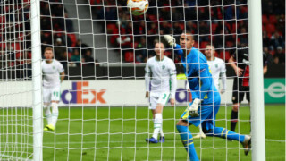 Страхотен гол от малък ъгъл спря 