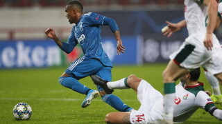 Резерва измъкна 