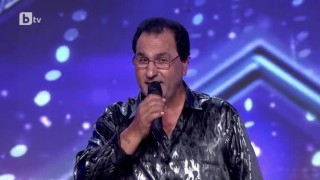 Хюсеин Хюсеинов: пее песни на Лили Иванова