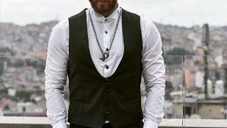 Турският хитов актьор Джан Яман е освободен от ареста, но разследването продължава