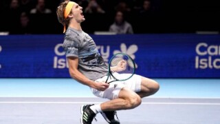 Победа за Зверев изхвърли Надал от финалния турнир в Лондон