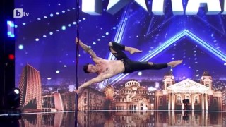 Александър Шукин: Пол денс