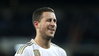 Азар се извини на феновете на 