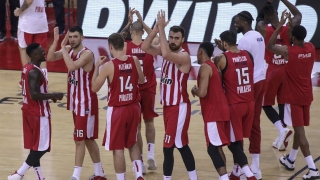 Стабилен Везенков носи победа за 