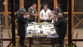Всички се събират преди дуела на Кустев и Стоян