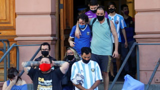 НА ЖИВО: Светът се прощава с Диего Марадона