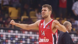 Везенков с дабъл-дабъл при разгром над 