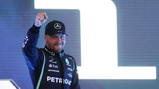 Ботас изпревари Верстапен и потегля първи в Бразилия