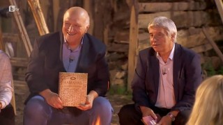 Урок по българска история с авторите на тазгодишния Алманах