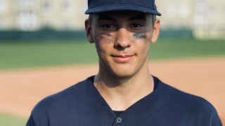 Роден тийнейджър пред договор с един от най-добрите бейзболни тимове в САЩ