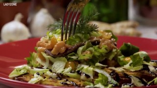 Салата с пържени картофи (ВИДЕО)