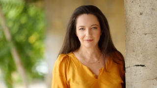 "РАЗниМисли" от Детелина Стаменова - мoже ли воденето на дневник да подобри психичното ни здраве? 