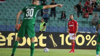 След разочарованията в Европа: 