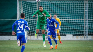 Оливие Вердон се извини за брутален фаул