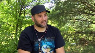 Митко влиза във Фермата