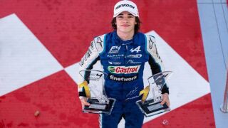 Никола Цолов завърши сезона с трофей и рекорд