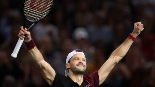 Гришо отново се разправи с Хуркач и е на полуфинал в Париж