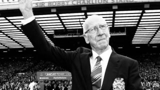 Страх от фенове: Глейзър пропускат погребението на Сър Боби Чарлтън