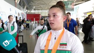 Бронзовата Анна-Мария: Никога не са ме посрещали така (ВИДЕО)
