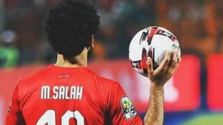 Пребиха фен заради Мохамед Салах (ВИДЕО)