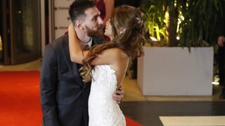 Лео Меси се развежда!? (СНИМКИ)