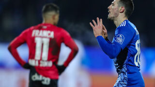 Дузпа в края продължи черната серия на Левски (ВИДЕО)