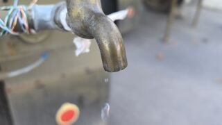 Снимка: В навечерието на Коледа: Чешмите в Изворово пресъхнаха.