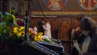 12 ноември: Имен ден и почит към покровителя на милосърдието и добротата