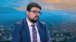 Снимка: Мартин Владимиров: България се бави с решението за контрола над „Лукойл“