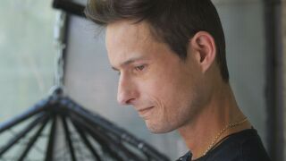 Снимка: &quot;Върна се като друг човек от Корея - беше почти невероятно&quot;: Още 34 000 лева трябват за лечението на Дарин