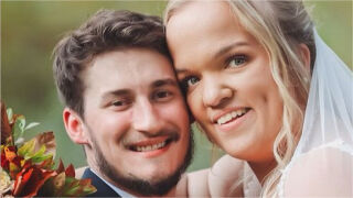 Звездата от „7 Little Johnstons“ Елизабет Джонстън вдигна сватба! 