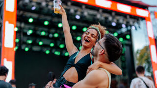 Секс или концерт? Ето защото повече хора предпочeтоха музиката пред интимността