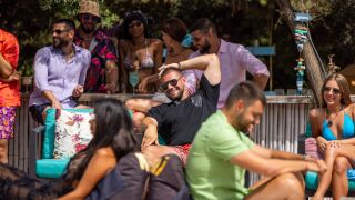 „Имам малък процент подкожни мазнини, за разлика от теб!“ Бисерите от „Ергенът: Любов в рая“, еп. 54