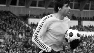 Почина легендарен български вратар