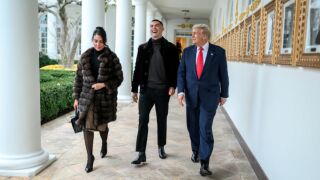 Кристиано, феновете ти не харесват това! (СНИМКИ)