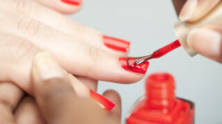 Как да създадете илюзия за по-дълги нокти (СНИМКИ)