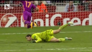 Галатасарай се разписа от дузпа за 1:4 на Арсенал