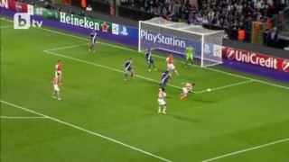 Арсенал обръщат мача за 2:1 срещу Базел (ВИДЕО)