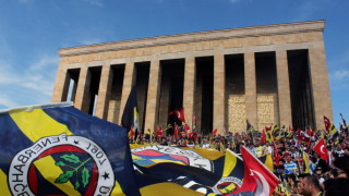 Оправдаха президента на Фенербахче по делото за уредени мачове