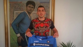 Милиев подписа с Левски