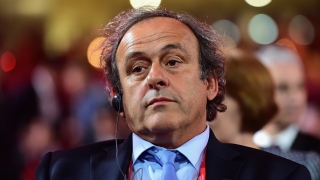 Платини подава оставка, след като не отмениха наказанието му