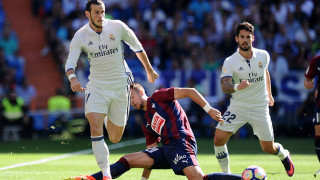 „Реал“ Мадрид не спира с грешките, шанс за „Барселона“ да излезе начело