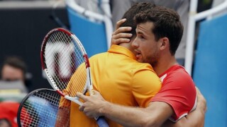 Димитров ще гони трети успех срещу Раонич