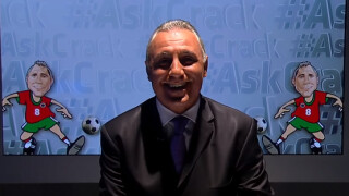 Да удари шамар на Кристиано или да целуне Меси - Стоичков направи своя избор (ВИДЕО)